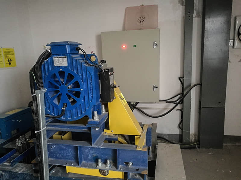 南京電梯降噪處理的噪音治理現場照片 南京電梯降噪處理的噪音治理現場照片